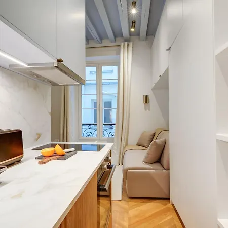 Bnbnova - Le Marais & Notre-dame - Family Only Apartment